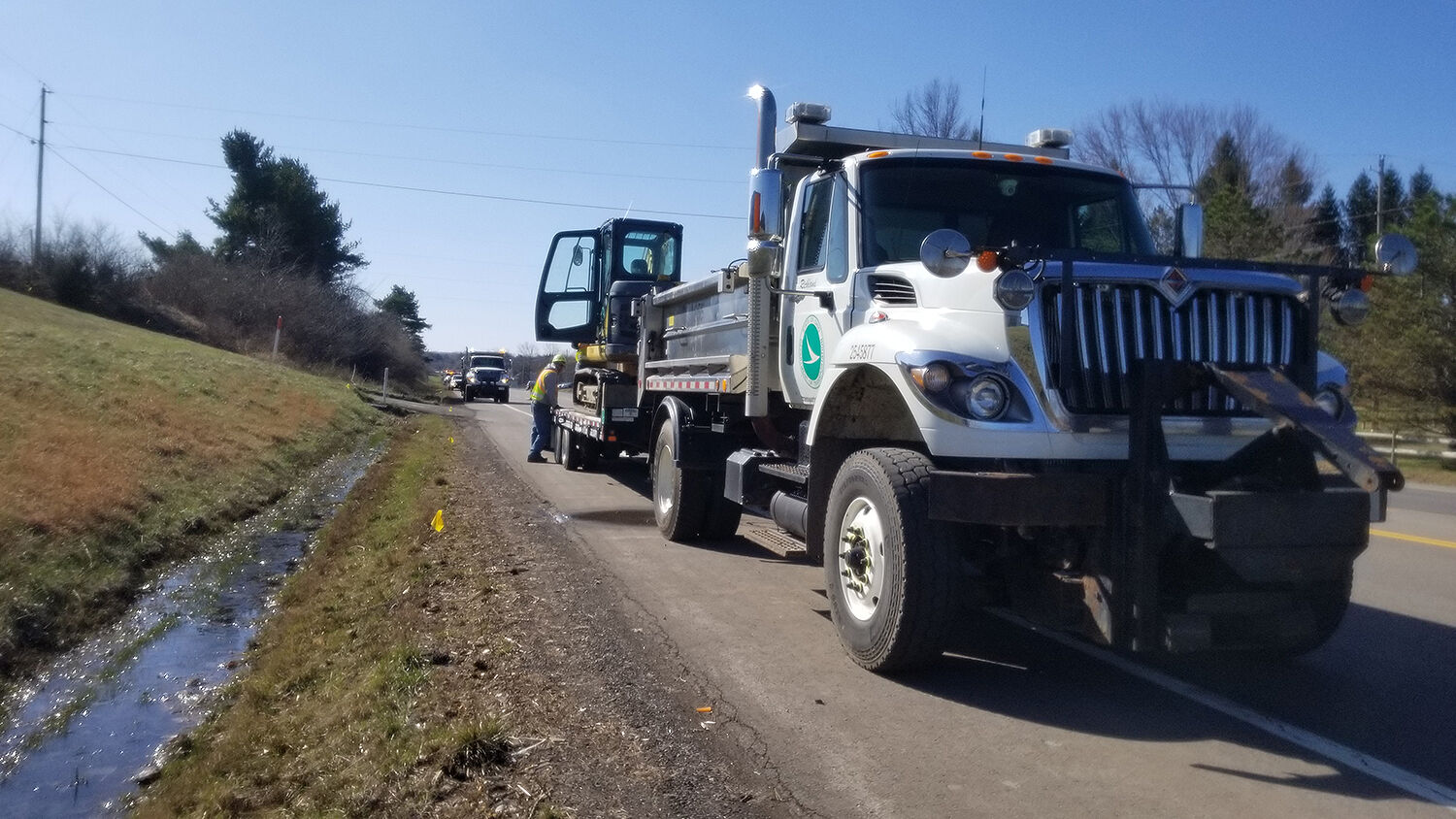 Ditch work prompts lane restrictions near Shelby